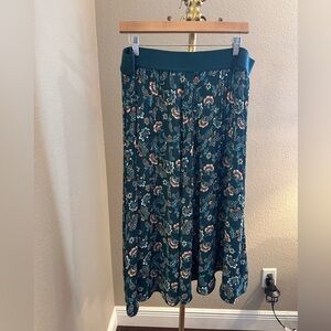 J.Jill Women’s Midi Skirt Wearever Collection Green Paisley Floral Pleated Skirt